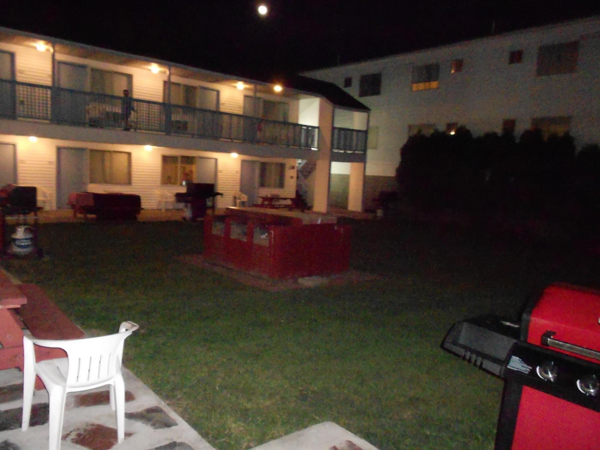 Motel Flagship Motorcourt Hampton Exterior foto